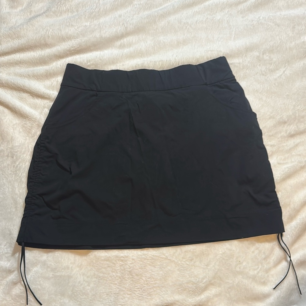 Black Columbia Athletic Skirt with Built-in Shorts Size Large